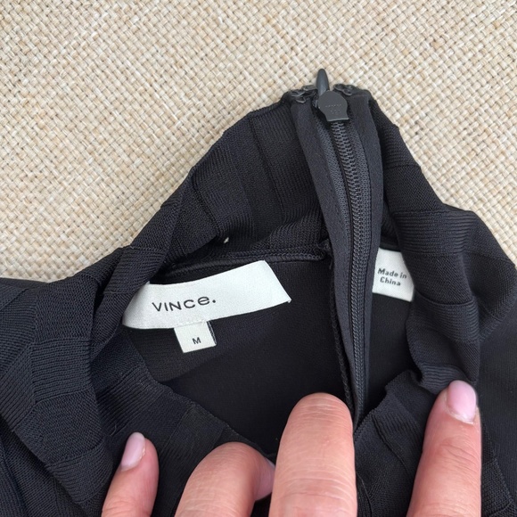 Vince Black Sleeveless Mixed Rib Sleeveless Mock Turtleneck Top - Picture 2 of 6